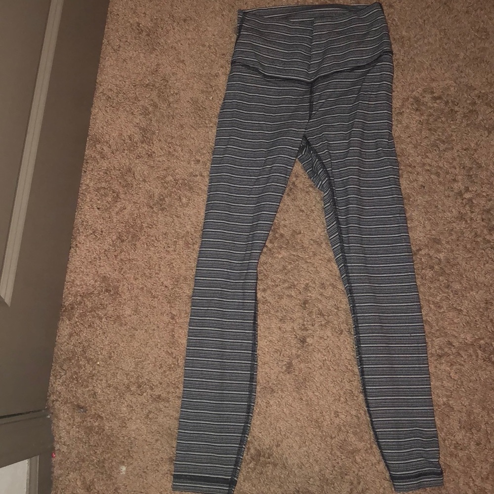 Lulu lemon patterned leggings